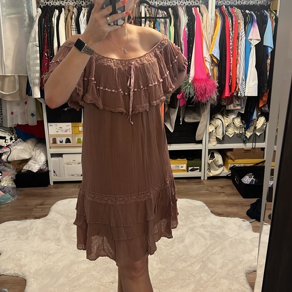 Jen's Pirate Booty x Free People Boho Mauve Off-Shoulder Ruffle Dress - Picture 10 of 15